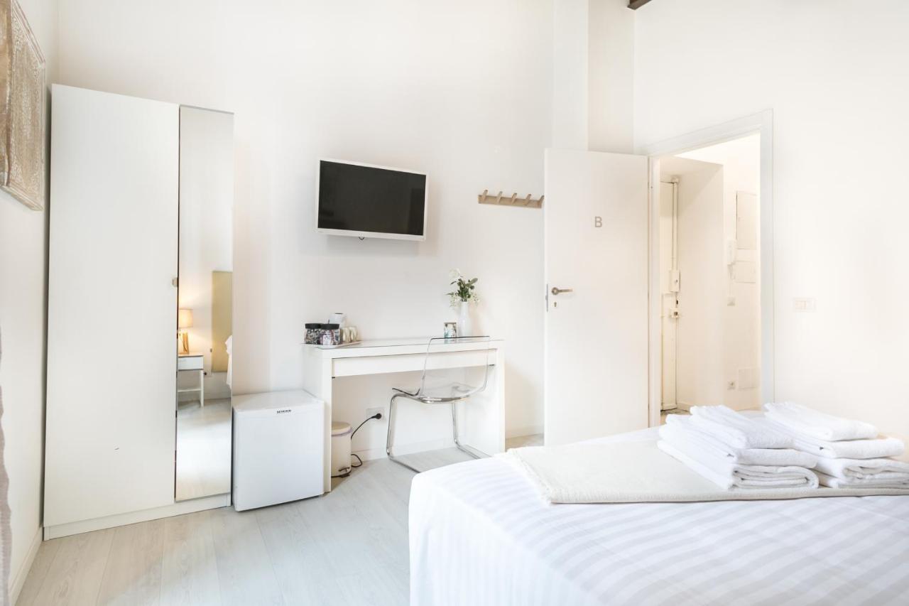 White Ostilia Guesthouse Rome Exterior photo