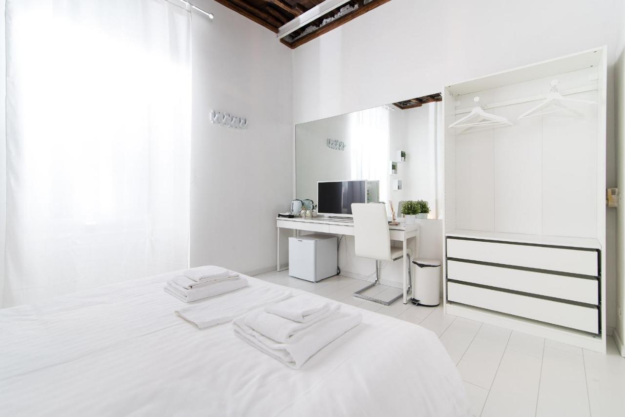 White Ostilia Guesthouse Rome Exterior photo