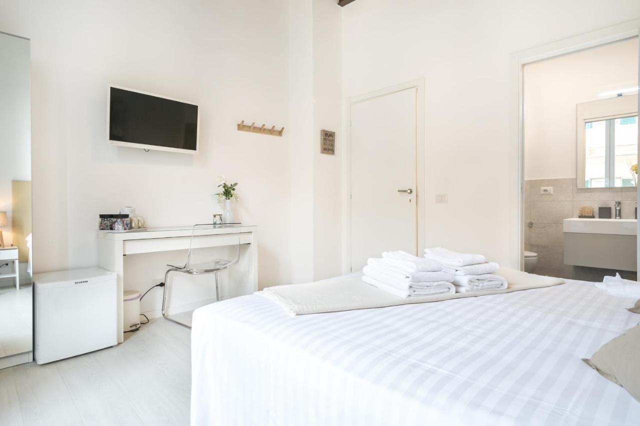 White Ostilia Guesthouse Rome Exterior photo