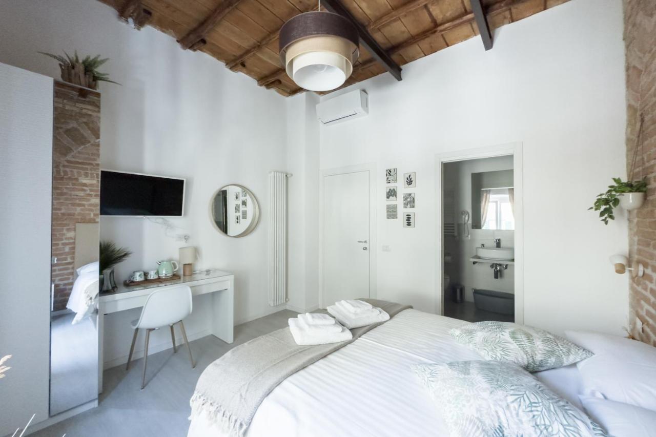 White Ostilia Guesthouse Rome Exterior photo