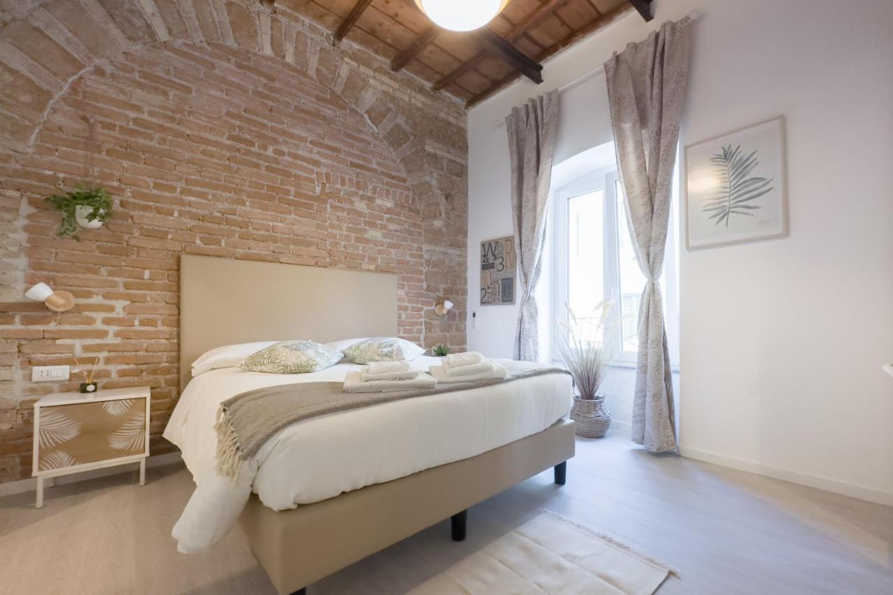 White Ostilia Guesthouse Rome Exterior photo